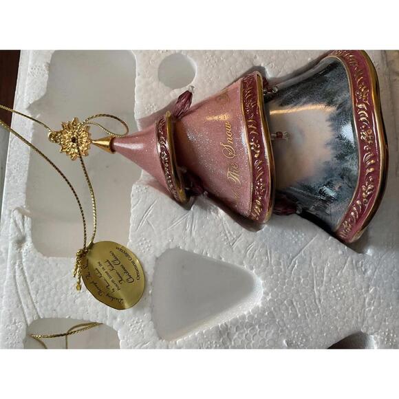 Thomas Kinkade Bone China Christmas Ornaments set of 3 - Picture 5 of 8